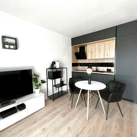 Urban Vista Apartment Liptovsky Mikulas Bagian luar foto